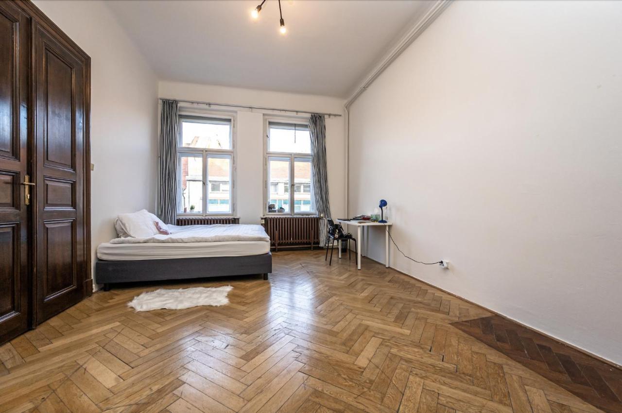 Legerova Apartments براغ المظهر الخارجي الصورة