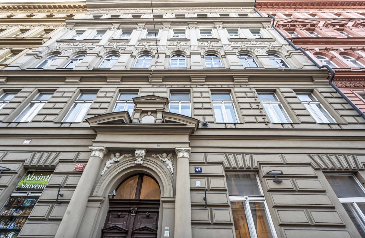 Legerova Apartments براغ المظهر الخارجي الصورة