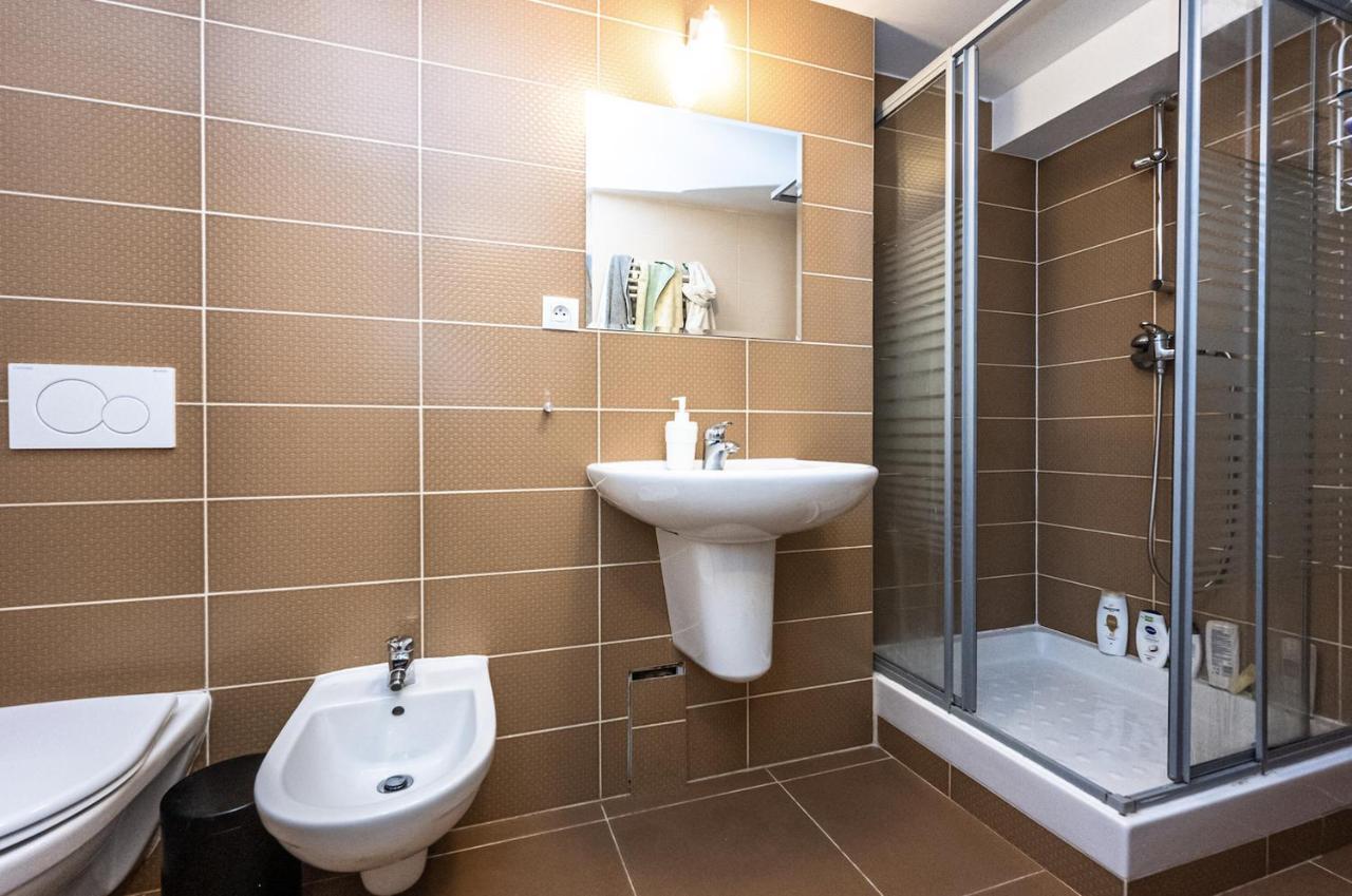 Legerova Apartments براغ المظهر الخارجي الصورة