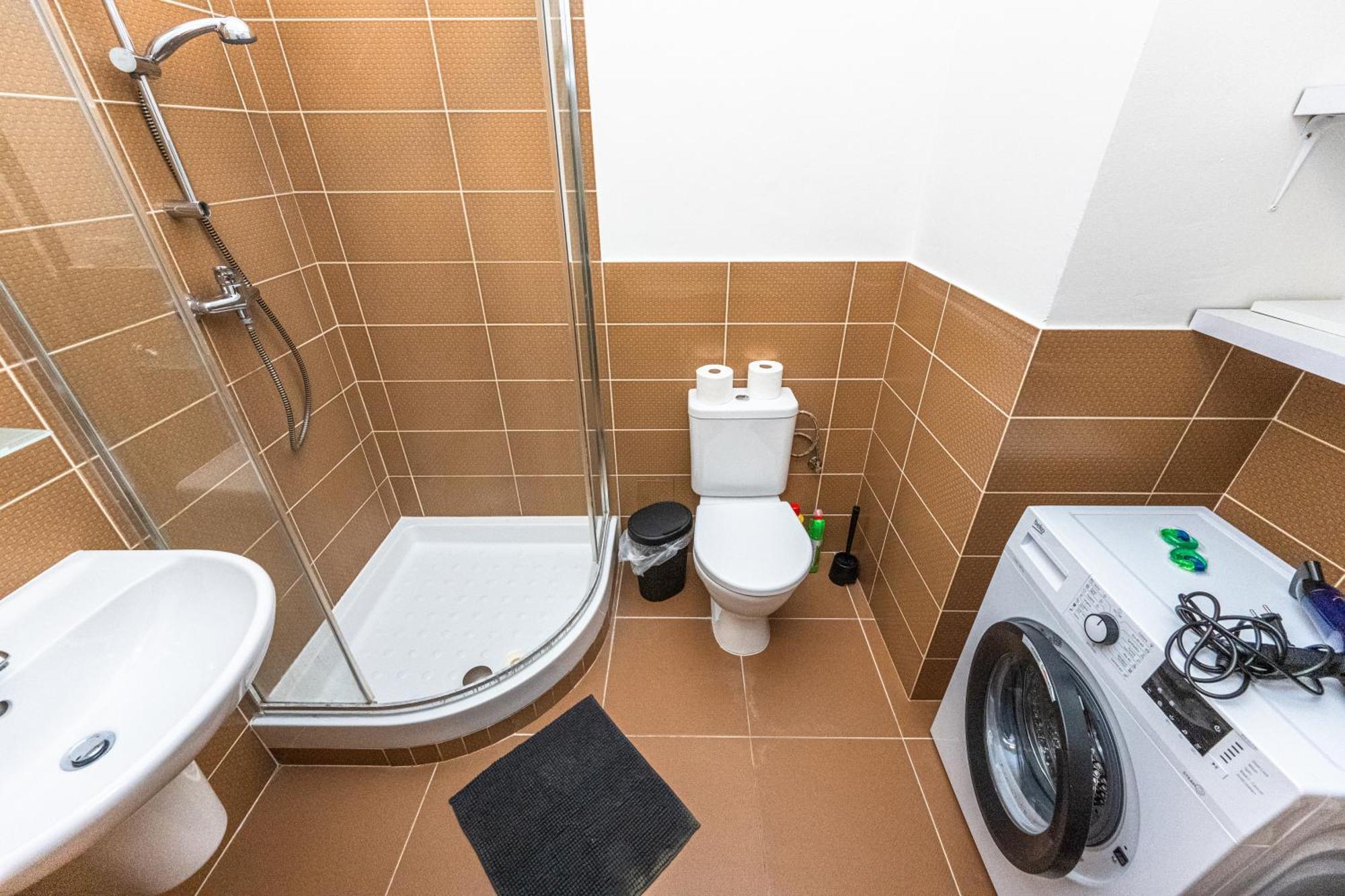 Legerova Apartments براغ المظهر الخارجي الصورة
